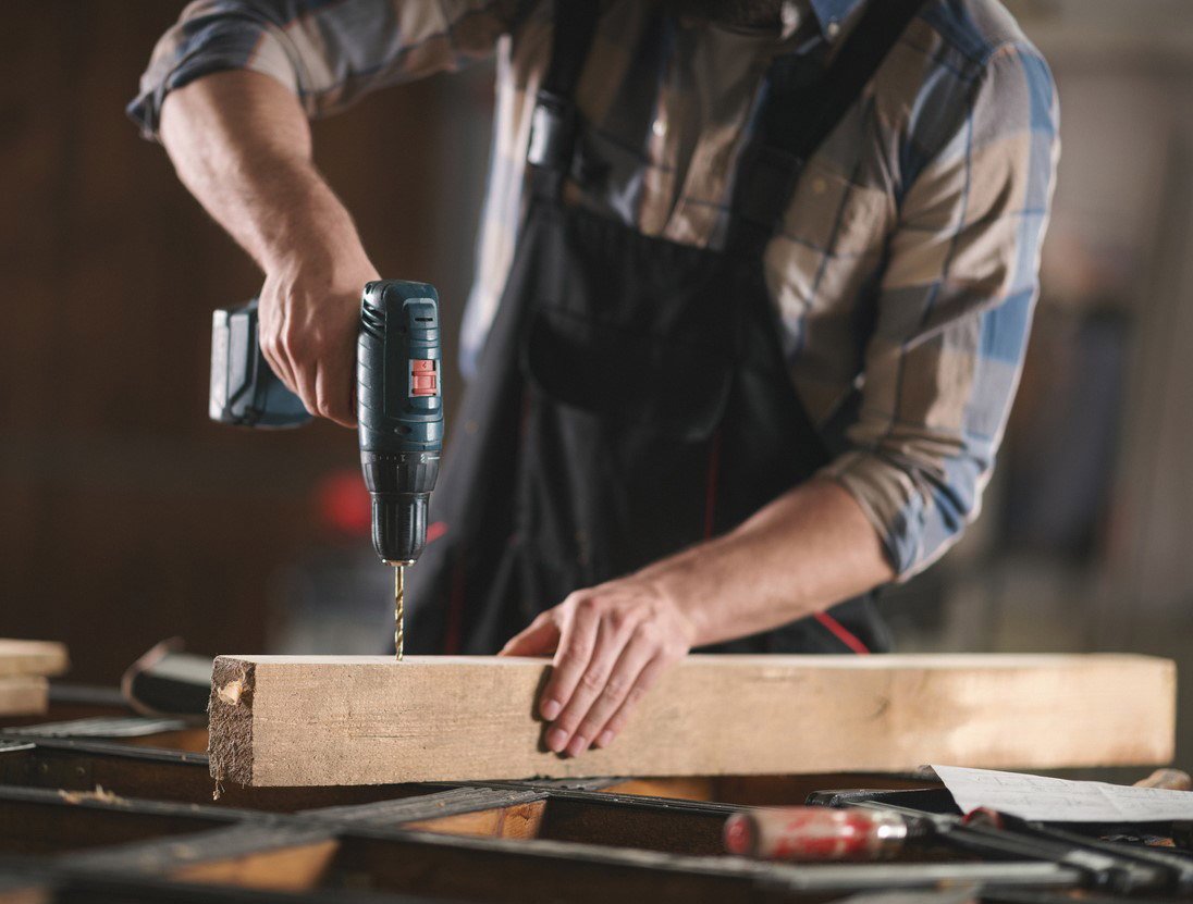 homme outil electroportatil